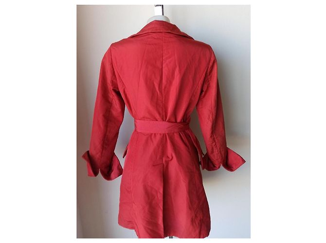 Gianfranco Ferre Vintage GFF Ferré Roter wasserdichter Trenchcoat - Ansicht 5