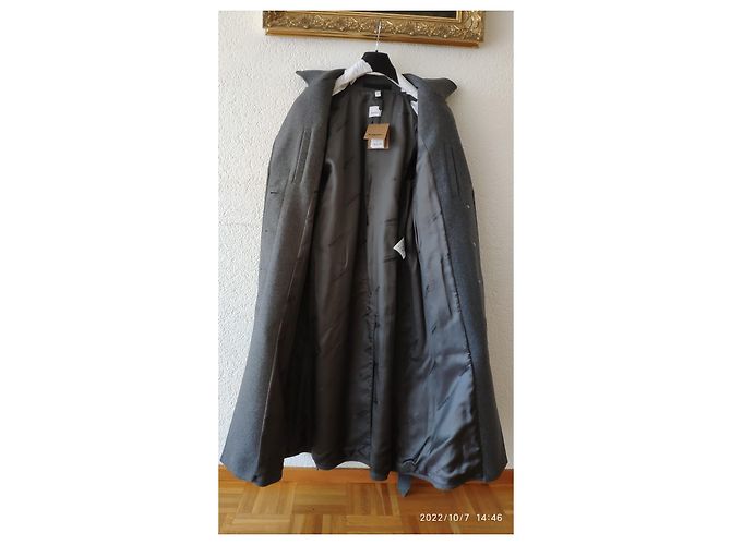 ABRIGO WILSFORD DE CASHMERE GRIS DE BURBERRY - vista 9