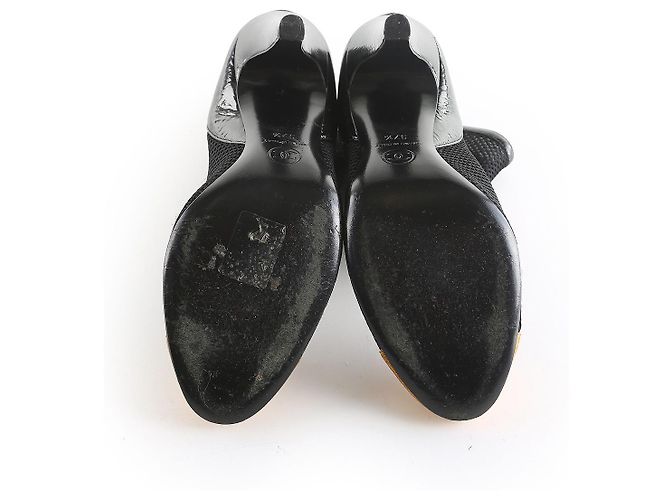 Chanel Botines negros de malla elástica y puntera dorada - vista 5