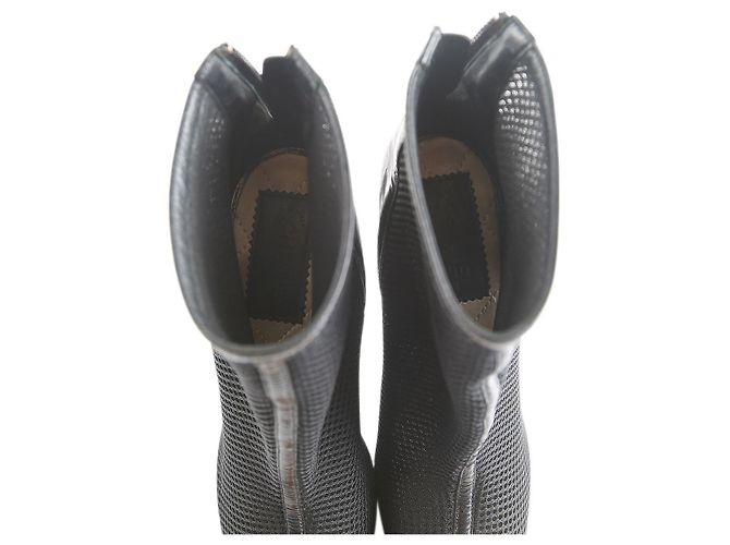 Chanel Botines negros de malla elástica y puntera dorada - vista 6