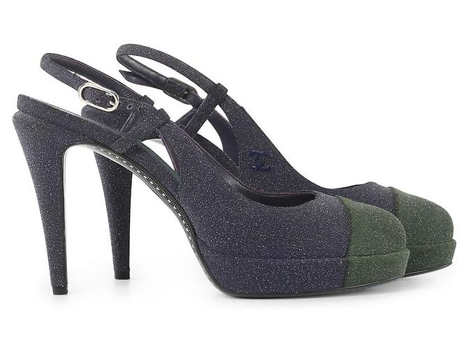 Décolleté Chanel con plateau e cinturino con cinturino blu navy e verde oliva - vista 2