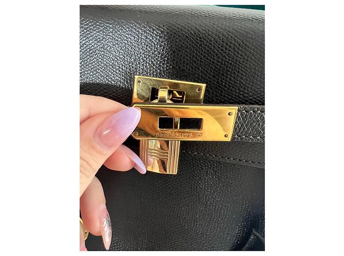 Hermès Kelly 32 Marrone cioccolato Gold hardware - vista 2