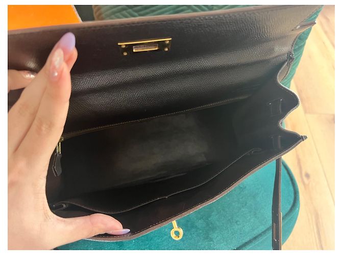 Hermès Kelly 32 Marrone cioccolato Gold hardware - vista 4