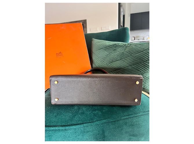 Hermès Kelly 32 Marrone cioccolato Gold hardware - vista 6