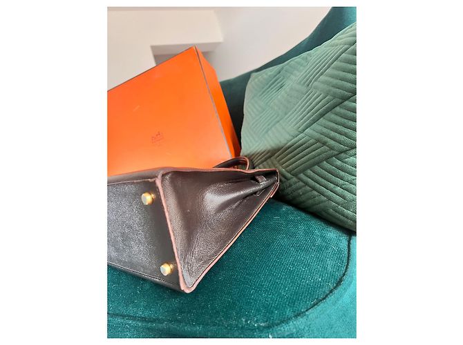 Hermès Kelly 32 Marrone cioccolato Gold hardware - vista 9