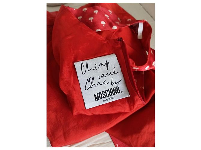 Moschino Cheap And Chic Moschino billiges und schickes gemustertes Kleid Weiß Rot - Ansicht 9