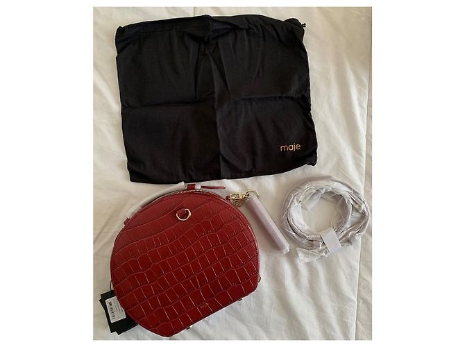 Borsa rotonda Maje in pelle goffrata cocco rossa Rosso Gold hardware - vista 12