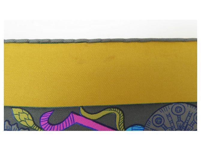 Hermès SCIARPA QUADRATA HERMES TORANA 90 SCIARPA CM ANNIE FAIVRE IN SETA GIALLA Giallo - vista 8