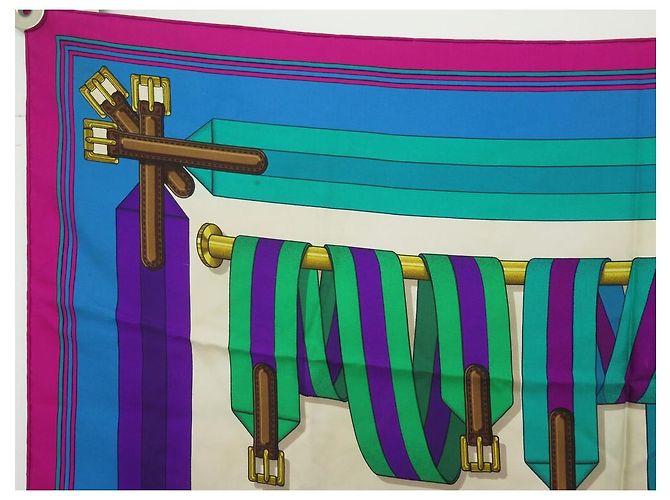 Hermès SCIARPA HERMES LES SANGLES DI JOACHIM METZ CARE 90 SETA SCIARPA IN SETA VIOLA Porpora - vista 2