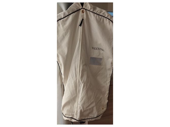 Valentino Kurze Pelzjacke aus Silberfuchs Grau - Ansicht 9