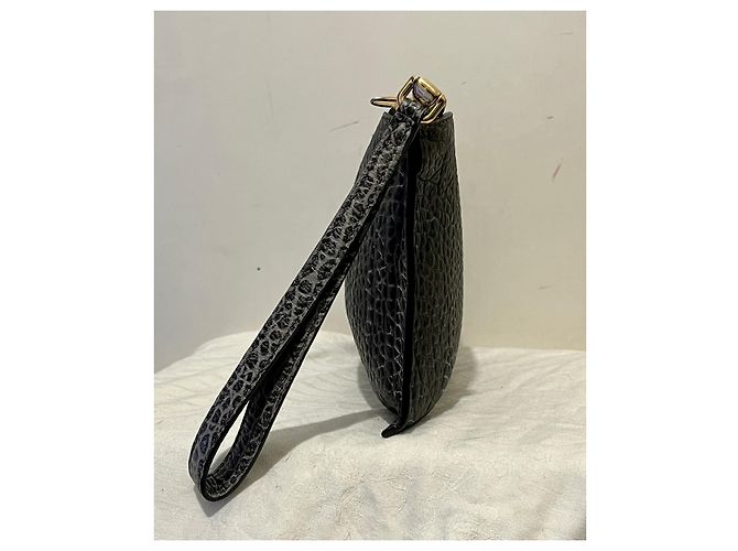 Burberry Pochette oder Clutch Bag, schwarzes gekrispeltes Leder - Ansicht 10