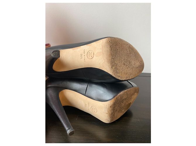 Décolleté Chanel in pelle d'agnello nera Nero - vista 3