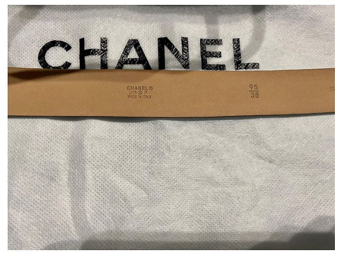 Chanel Ledergürtel mit Stahlschnalle Schwarz Silber - Ansicht 3