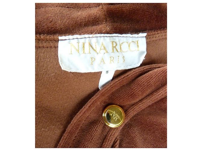 Nina Ricci Strickjacke aus braunem Samt mit goldenen Knöpfen - Ansicht 6