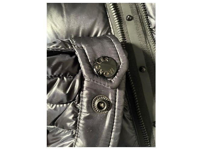 Moncler Helianthe Short Down Jacket Black - view 7