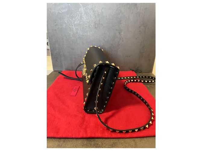 Valentino Garavani BORSA A TRACOLLA SMALL ROCKSTUD GRAINY in pelle di vitello Nero - vista 6