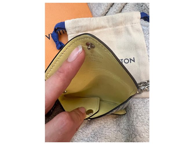 Collana con ologramma Kirigami LV Pop limitata di Louis Vuitton Blu - vista 3