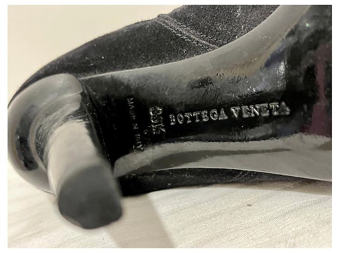 Bottega Veneta Stivaletti in camoscio con elastici laterali Nero - vista 7