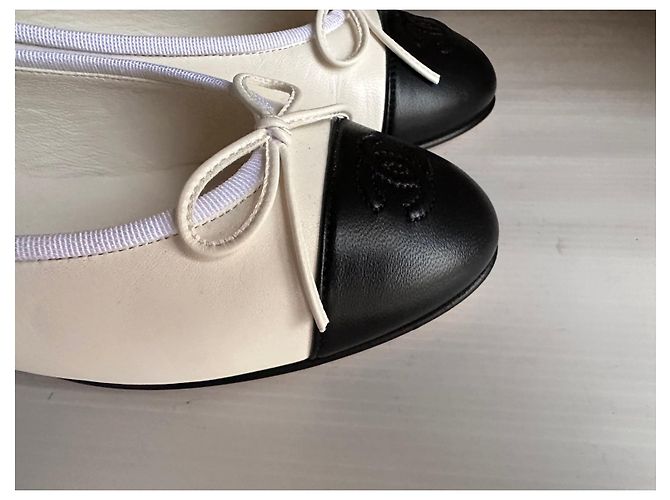 Bailarinas Chanel de piel blanca talla 38 Blanco - vista 12
