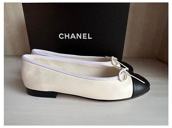 Bailarinas Chanel de piel blanca talla 38 Blanco - vista 16