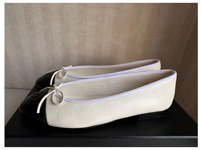 Bailarinas Chanel de piel blanca talla 38 Blanco - vista 4