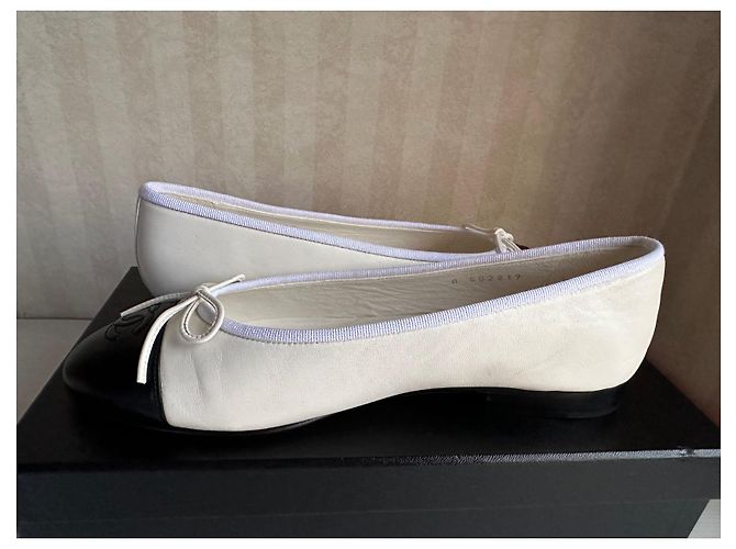 Bailarinas Chanel de piel blanca talla 38 Blanco - vista 7