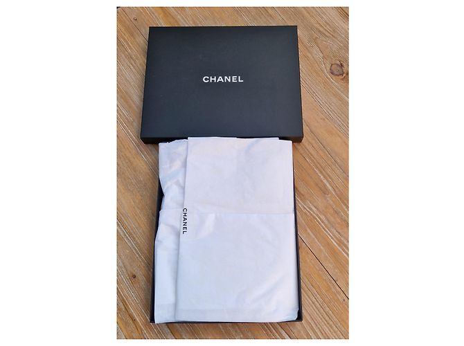 Colección de collares Crucero de Chanel 2005 HECHO EN FRANCIA - vista 8