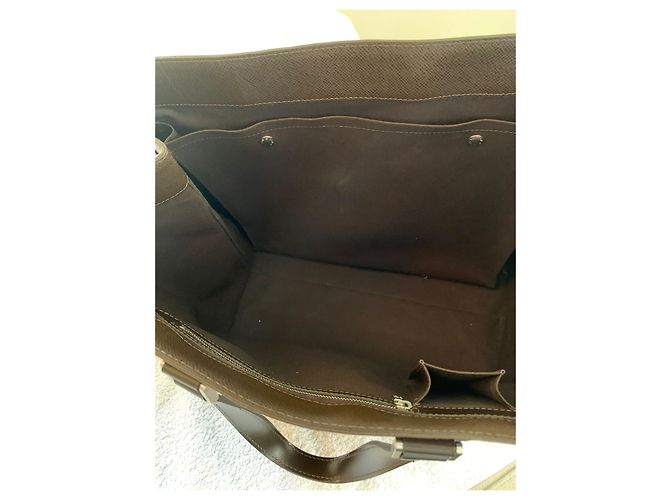 Louis Vuitton Cabas en cuir marron Kazbek - vue 12