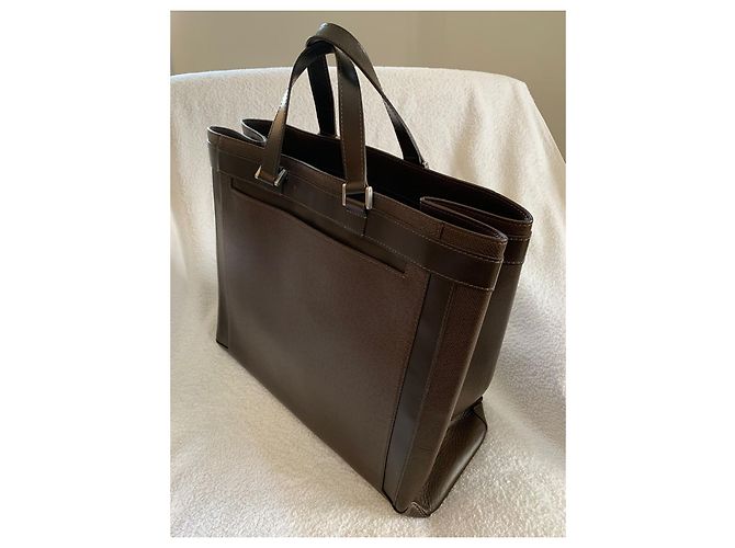 Louis Vuitton Cabas en cuir marron Kazbek - vue 6