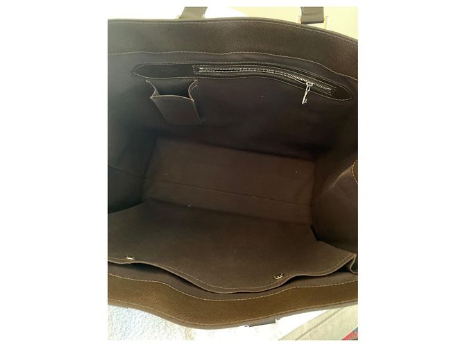 Louis Vuitton Cabas en cuir marron Kazbek - vue 9