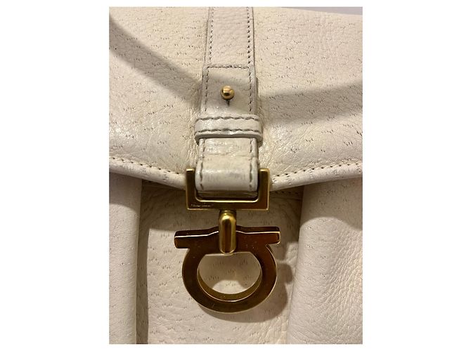 Salvatore Ferragamo Borsa a spalla grande Salvadore Ferragamo avorio Bianco Crudo - vista 5