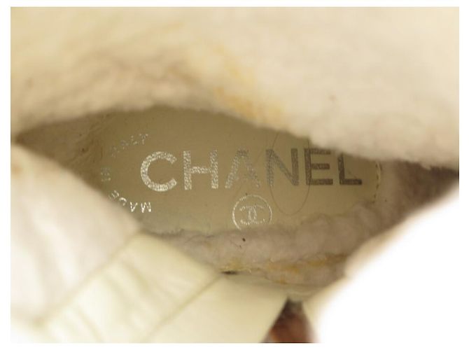 Tamanho de botas Chanel 36 BOTAS BEGE DE PELE Falso - vista 5