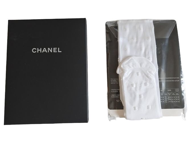 Chanel Medias Blancas con Logos CC Otoño-Invierno 2020-2021 Blanco - vista 3