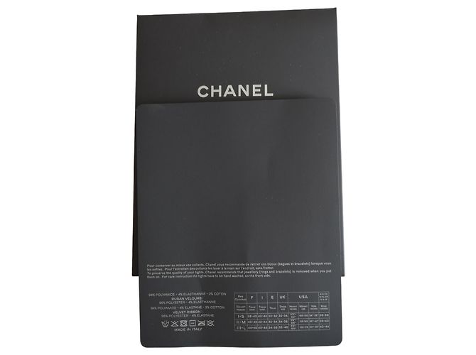 Collant Chanel in velluto blu con banda nera logo CC - vista 5