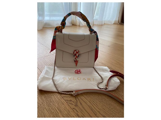 Borsa a mano Bulgari Serpenti in pelle beige - vista 2