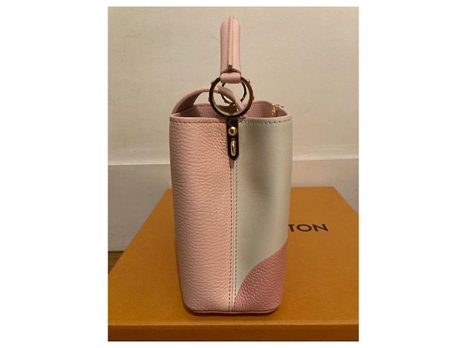 Louis Vuitton Capucines BB Borsa a mano rosa in pelle Taurillon - vista 4