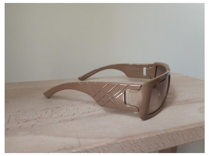 Gafas de sol Burberry Beige de plástico - vista 2