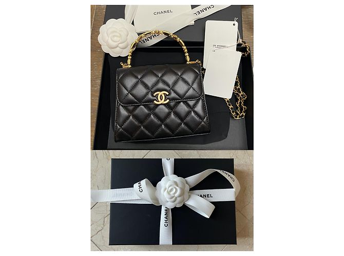 Chanel Pochette in pelle di agnello nera con patta con manico superiore Nero - vista 13