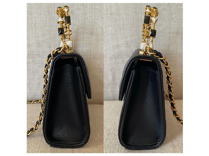Chanel Pochette in pelle di agnello nera con patta con manico superiore Nero - vista 6