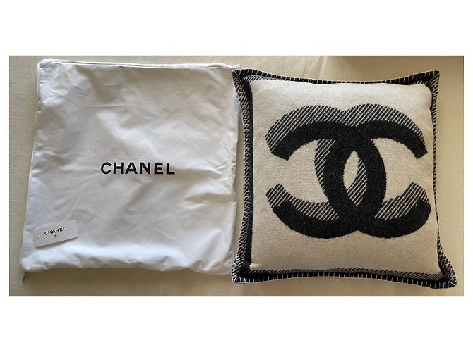 Chanel Cuscino quadrato grande in lana e cashmere CC nero beige Multicolore - vista 5