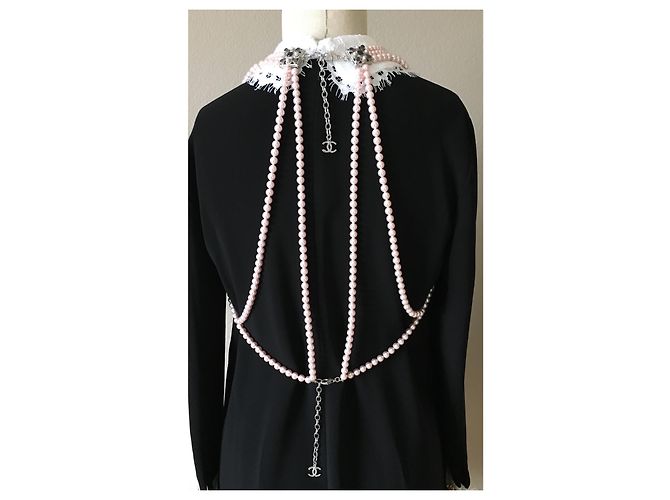 Chanel Collana corpo multistrato di perle rosa da passerella - vista 7