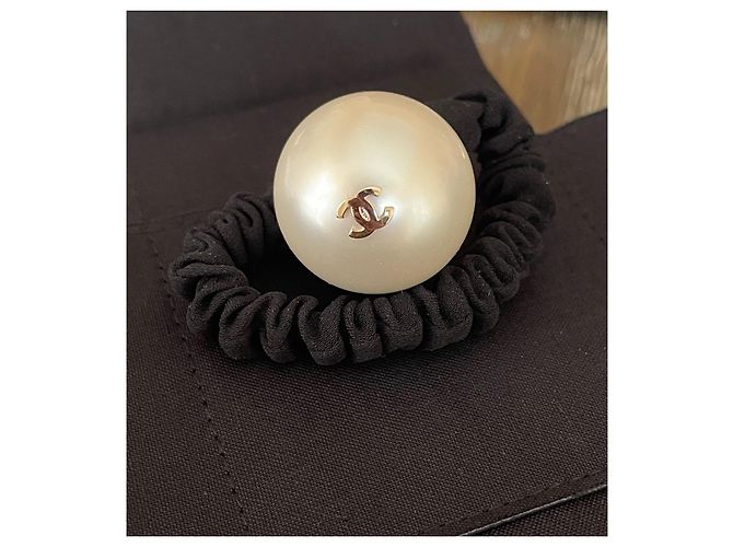 Cravatta per capelli classica con perle sintetiche jumbo di Chanel Nero Bianco - vista 5