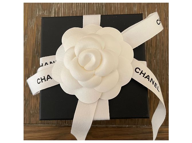 Cravatta per capelli classica con perle sintetiche jumbo di Chanel Nero Bianco - vista 8