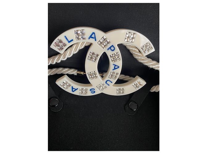 Chanel La pausa necklace Bianco sporco - vista 2