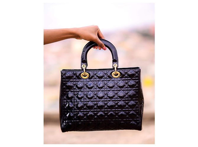 Borsa Christian Dior Lady Dior in pelle verniciata nera - vista 10