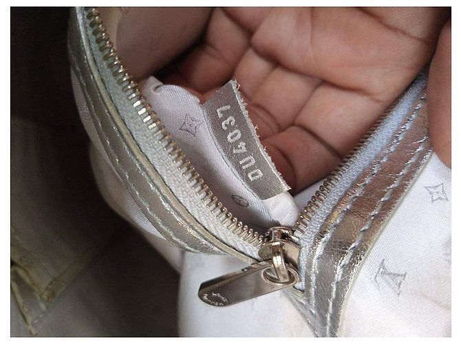 Borsa a mano Louis Vuitton Lockit in pelle metallizzata Metallico - vista 2