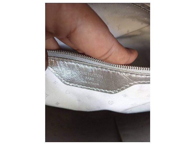 Borsa a mano Louis Vuitton Lockit in pelle metallizzata Metallico - vista 7