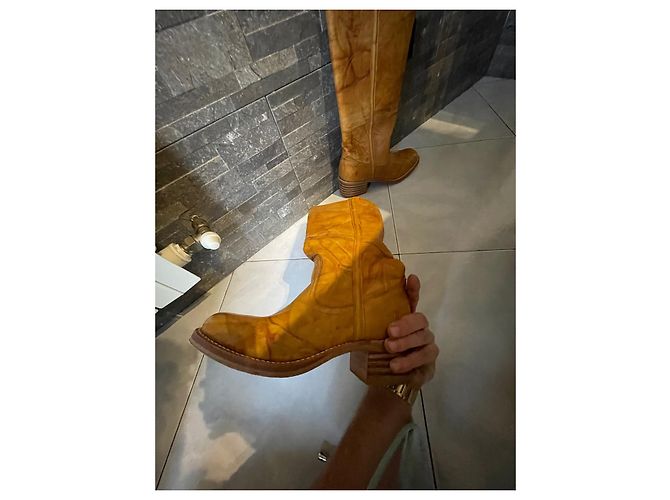 Frye Lederstiefel Beige - Ansicht 3