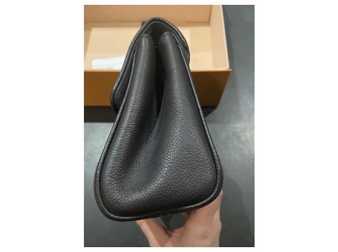 Louis Vuitton Saint Germain PM Monogram Empreinte Pelle Grigia Grigio - vista 4