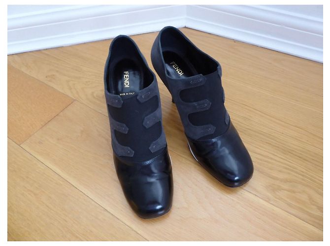 Fendi ankle boots from leather, suede with elastic inserts Black White Grey - view 16